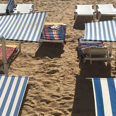 Apartment Miramar, 20 Meters From The Beach, Sea View & Pool Albufeira