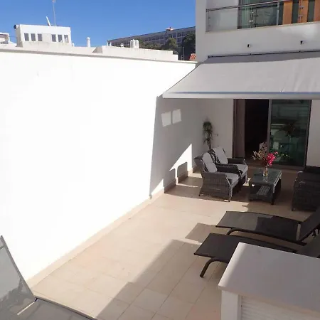 Miramar, 20 Meters From The Beach, Sea View & Pool * Albufeira